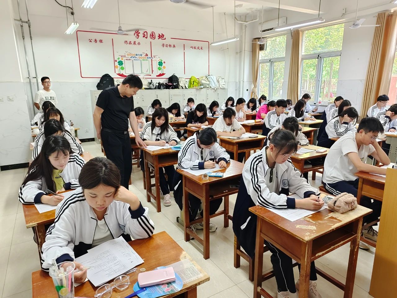 DM_20240712103054_003.jpg DM_20240712103054_003.jpg